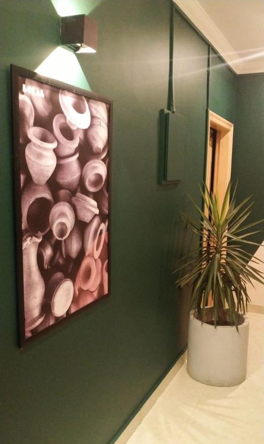 Lokal Rooms X Gulberg Lahore Bagian luar foto